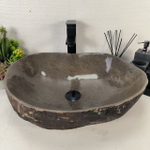 Раковина из речного камня RS-65040 52*41*15 0862