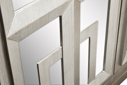 Комод  с зеркальным фасадом Garda Decor ART-4477-S1