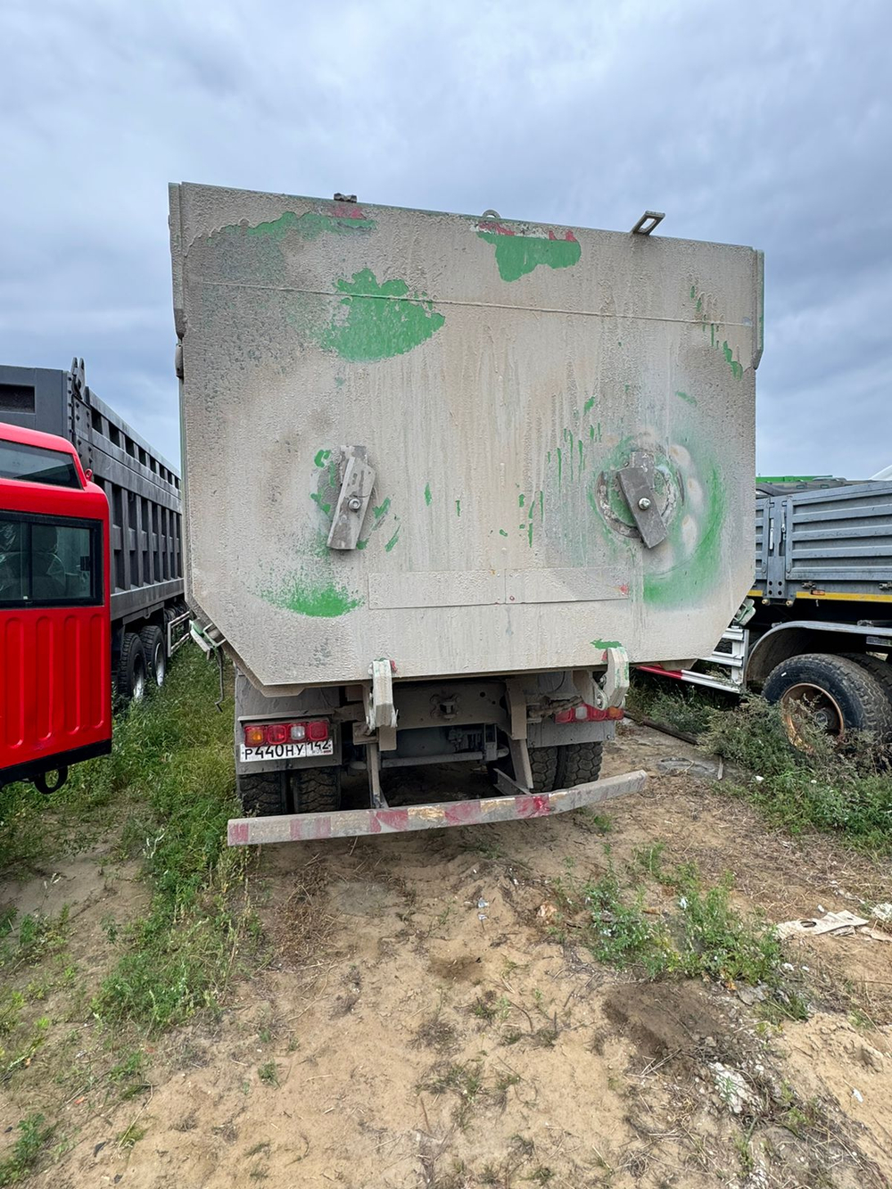 Shacman (Shaanxi) SX* 8x4 Самосвал SX3319XD426 (Дизельный, 12.5 л, 453 л.с. МТ)