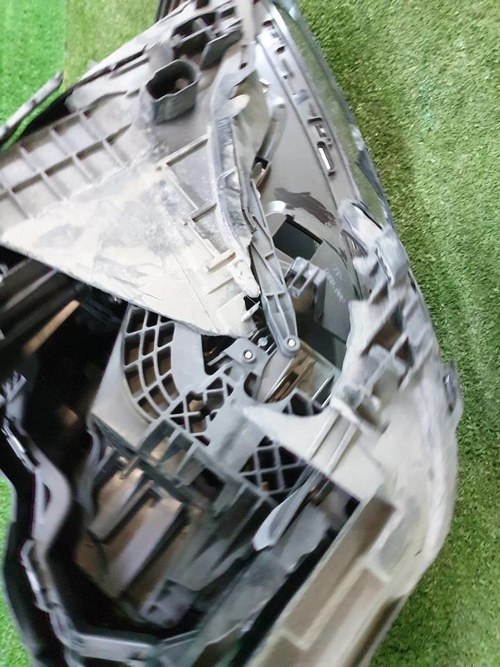 Битая Фара левая Volvo XC60 2 (2017-2021) LED