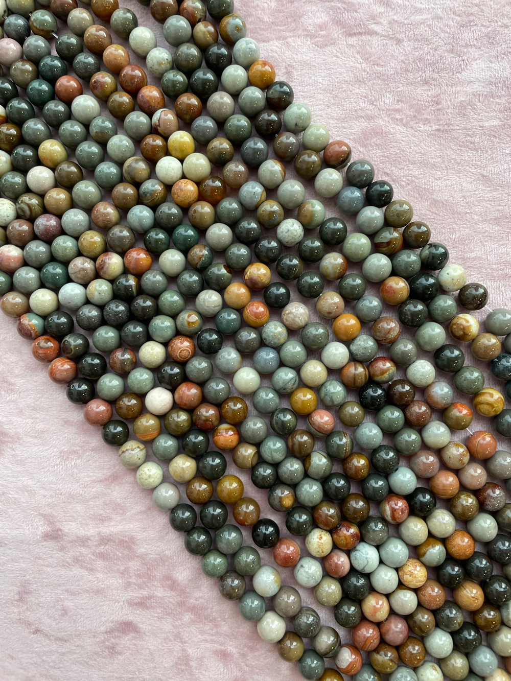 Нить бусин из яшмы 8,5мм