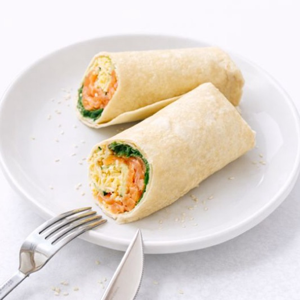 Сэндвич ролл с лососем