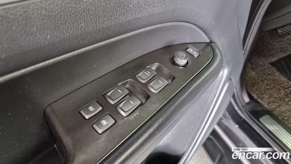 KG Mobility (Ssangyong) Rexton Sports KHAN Дизель 2.2 4WD (08.2019)