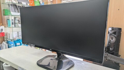 Монитор LG 25UM58