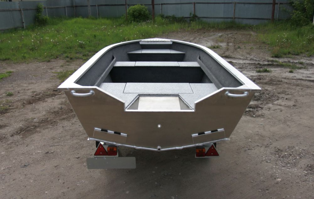 Алюминиевая лодка BESTER 420