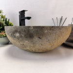 Раковина из речного камня RS-63582 (42*41*15) 0122