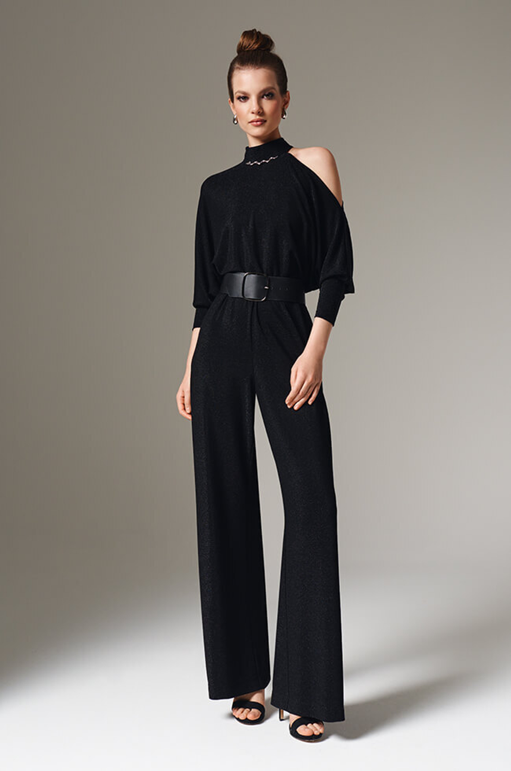 23140 Джемпер женский (черный)