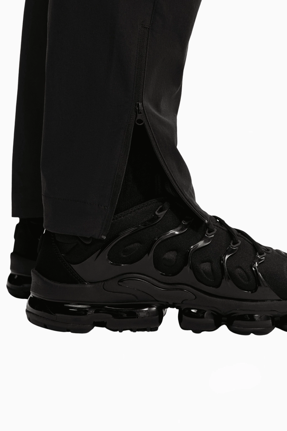 Штаны Nike Chelsea FC 26/27 Tech - черный