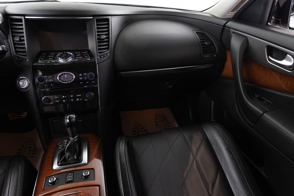 Infiniti QX70, 2014 год