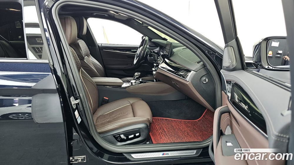 BMW 5 Series (G30) 530i xDrive M Sports (08.2022)