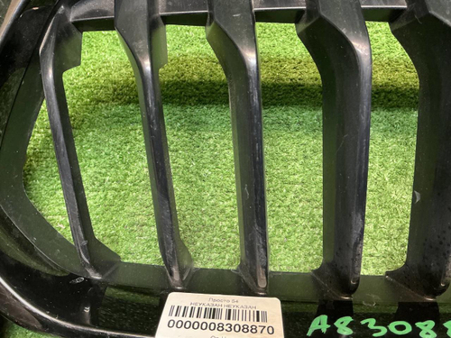 Решетка радиатора правая BMW X2 F39 (2017-2023)