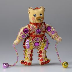 Бисерная ёлочная игрушка Медведь