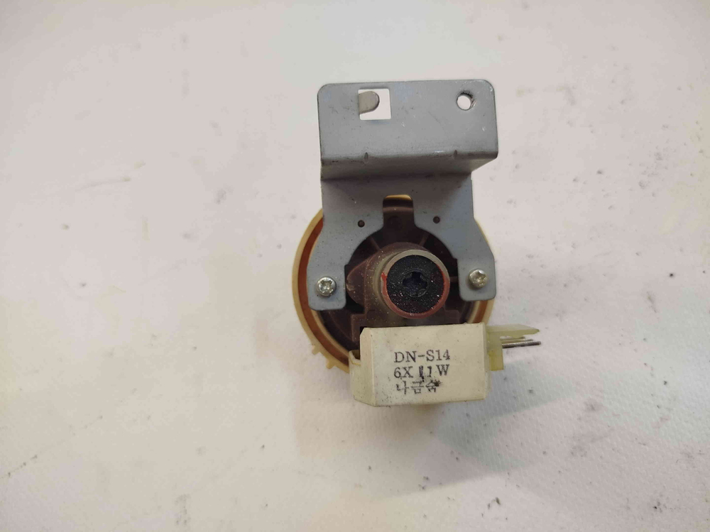 WF-S1061 кт241 Датчик уровня воды для стиральной машины Samsung WF-S1061 б/у
