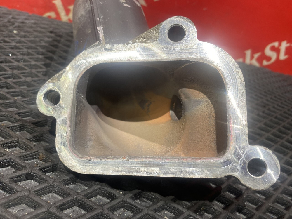 Патрубок термостата 2017г