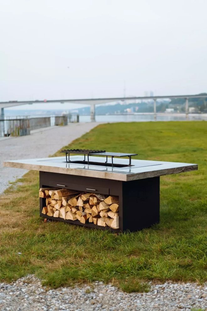 Дровяной гриль-стол Elbrus Grill Монблан 2160 (столешница 2800x1400 мм)