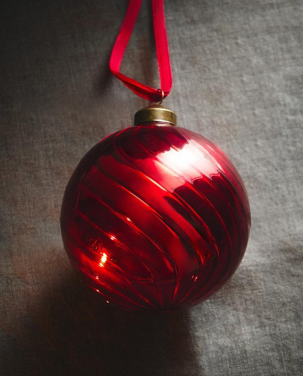 ZARA HOME НОВОГОДНЕЕ УКРАШЕНИЕ «ШАР», КРАСНЫЙ