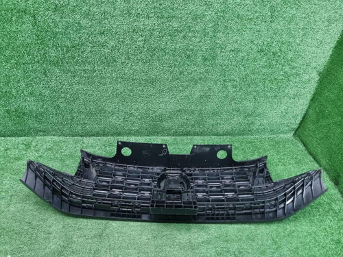 Решетка радиатора VW Teramont (2021-2023)