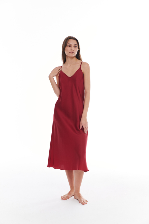 Сорочка из тенселя алая