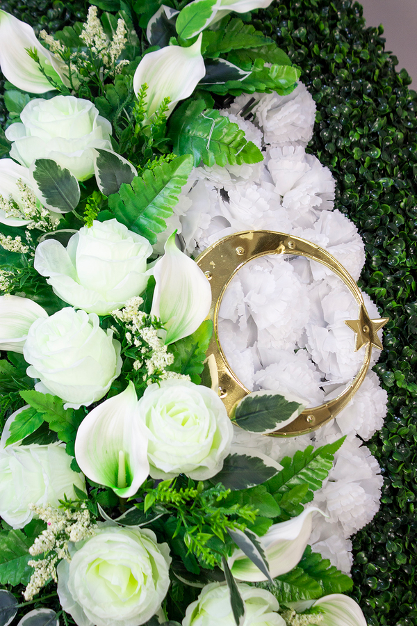 184 Венок ритуальный "Мусульманский самшит" 105 см белый