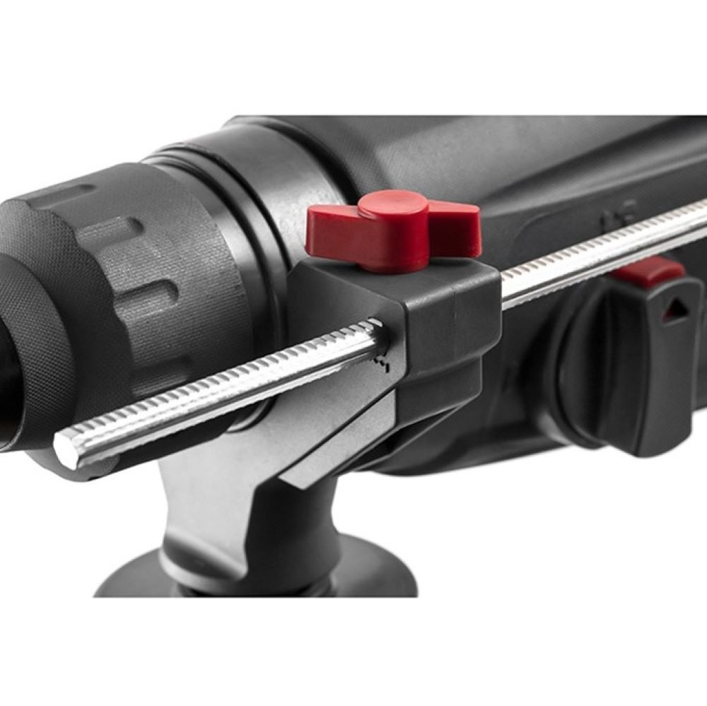 Перфоратор Trigger 20028 SDS-plus 900 Вт