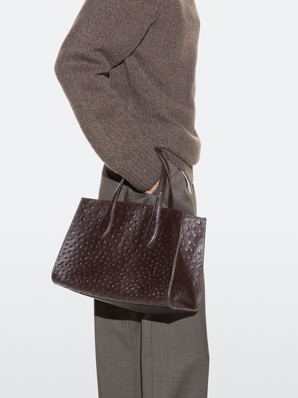 Massimo Dutti Мини-сумка из текстурированной кожи, коричневый