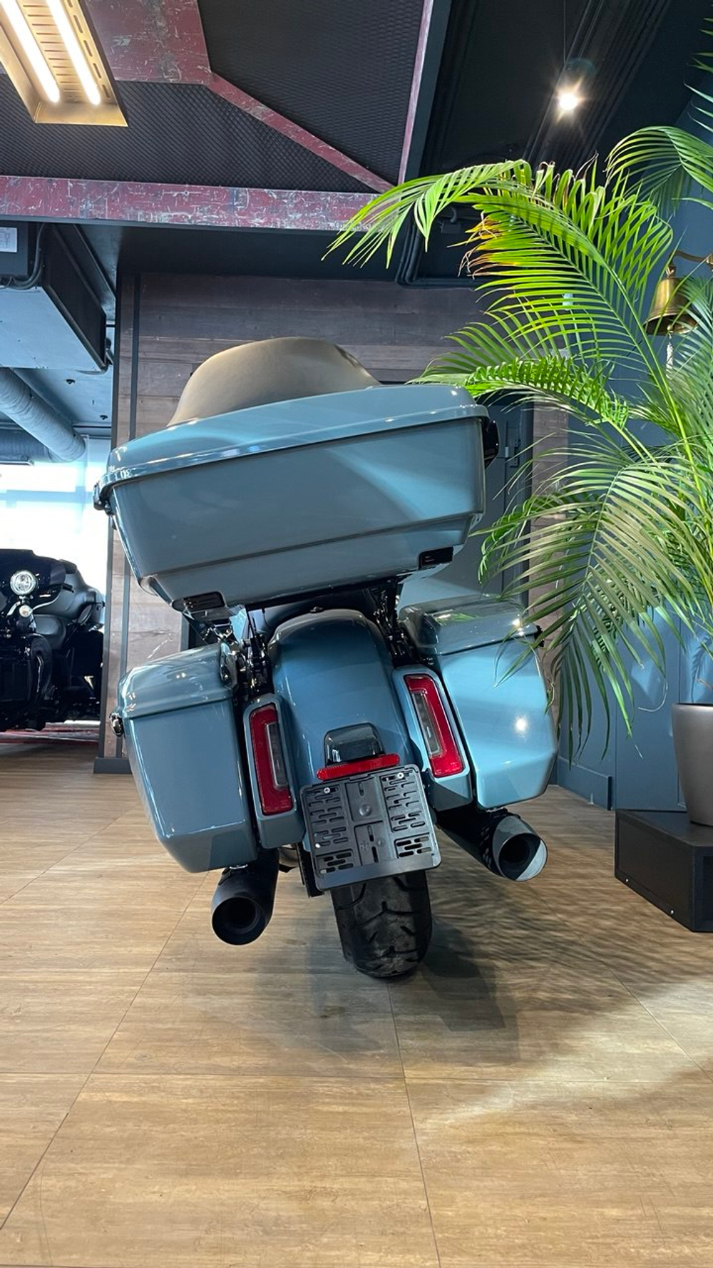 Harley- Davidson Road Glide 117 SHARKSKIN BLUE/Black 2024