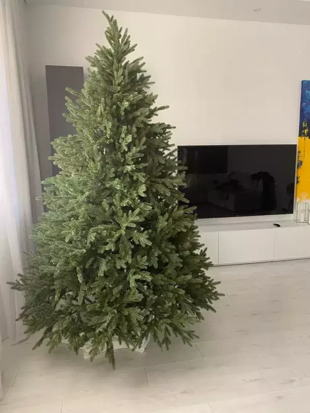 Искусственная ель «Берген» (Литая хвоя) 210 см / 2.1 м