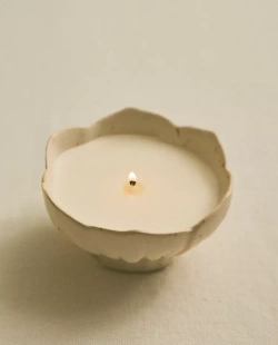 ZARA HOME АРОМАТИЧЕСКАЯ СВЕЧА ORCHIDÉE LUMIÈRE