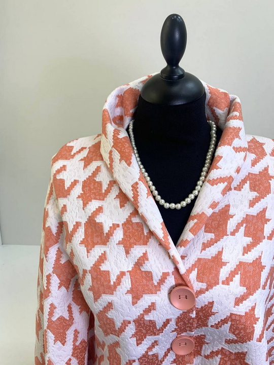 Костюмная жаккард, гусинная лапка, молочный/персик, отрез 1,45м