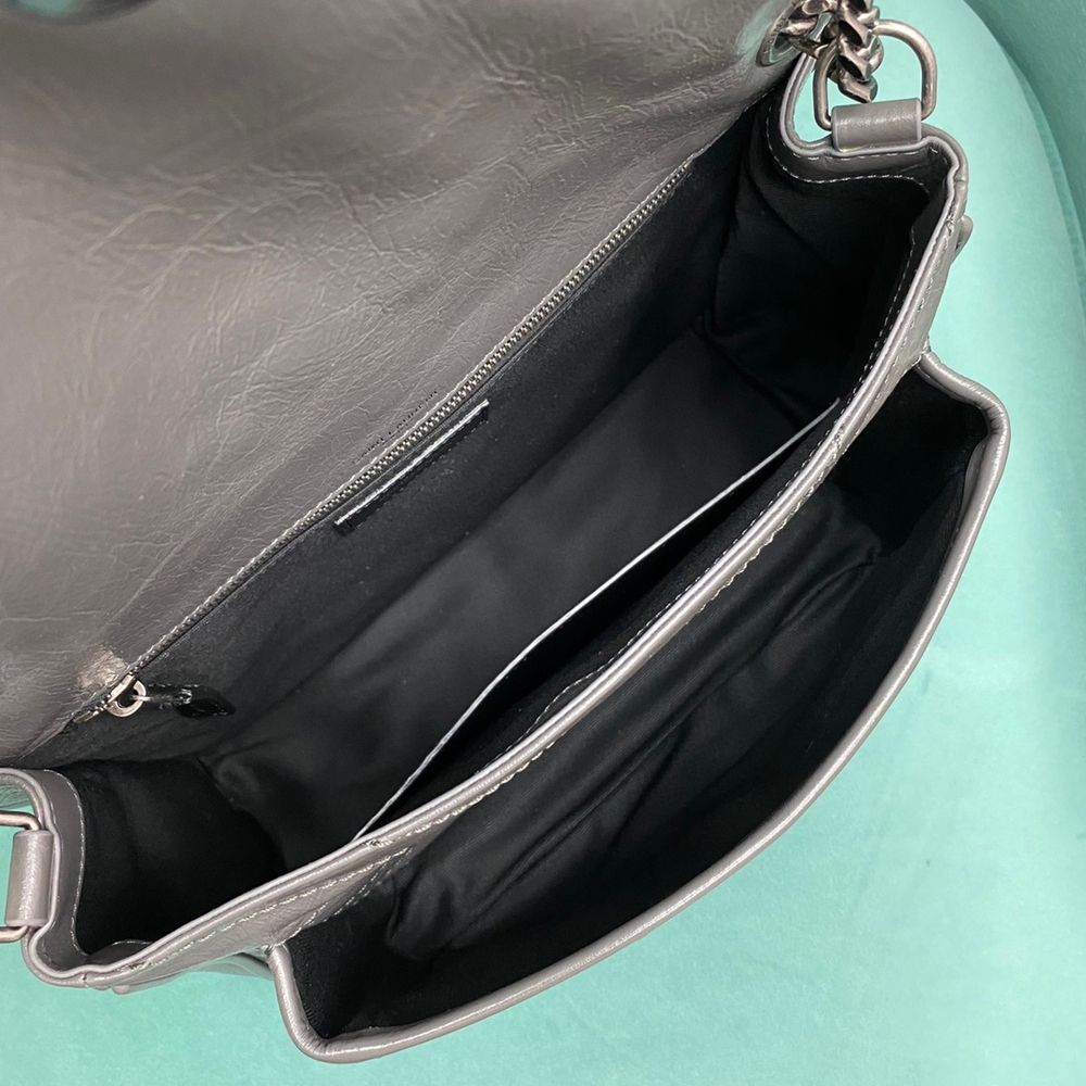 Saint Laurent Niki 28 cm