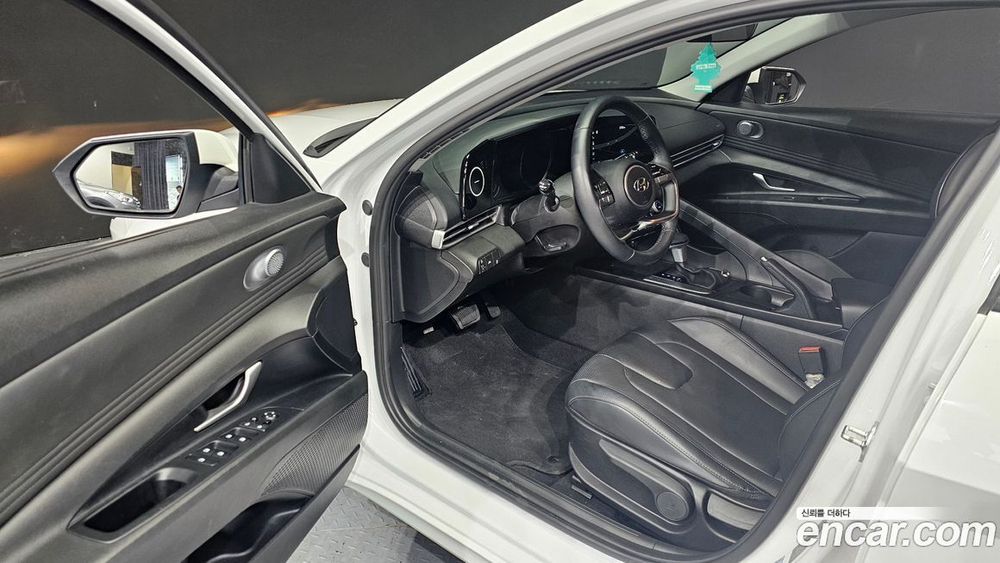 Hyundai Avante (CN7) 1.6 (10.2020)