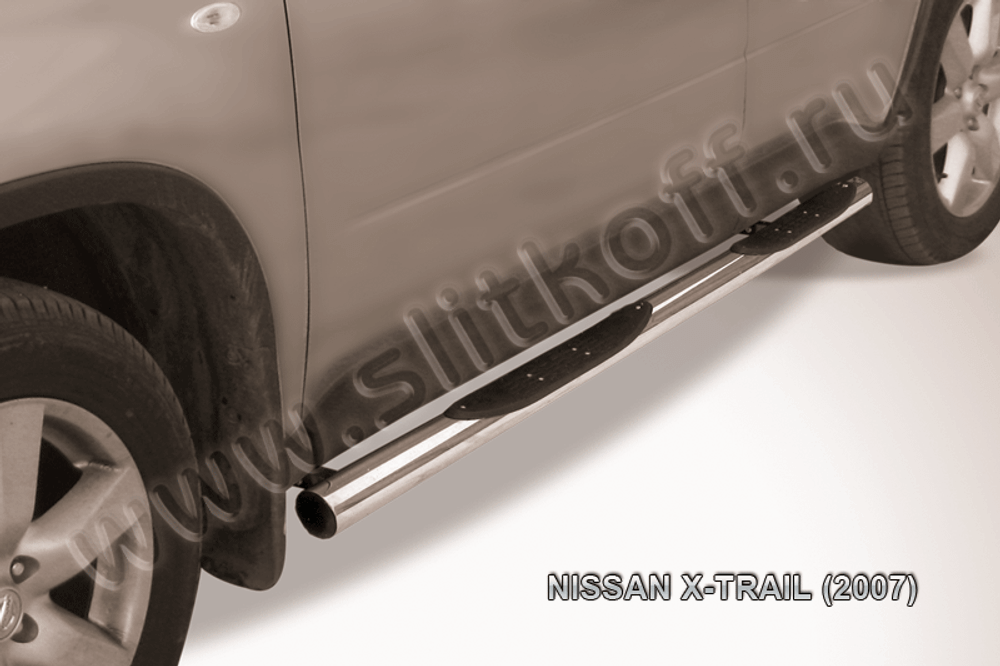 Пороги из нержавейки Nissan X-Trail (2007-2011) d76 с проступями (черный цвет)