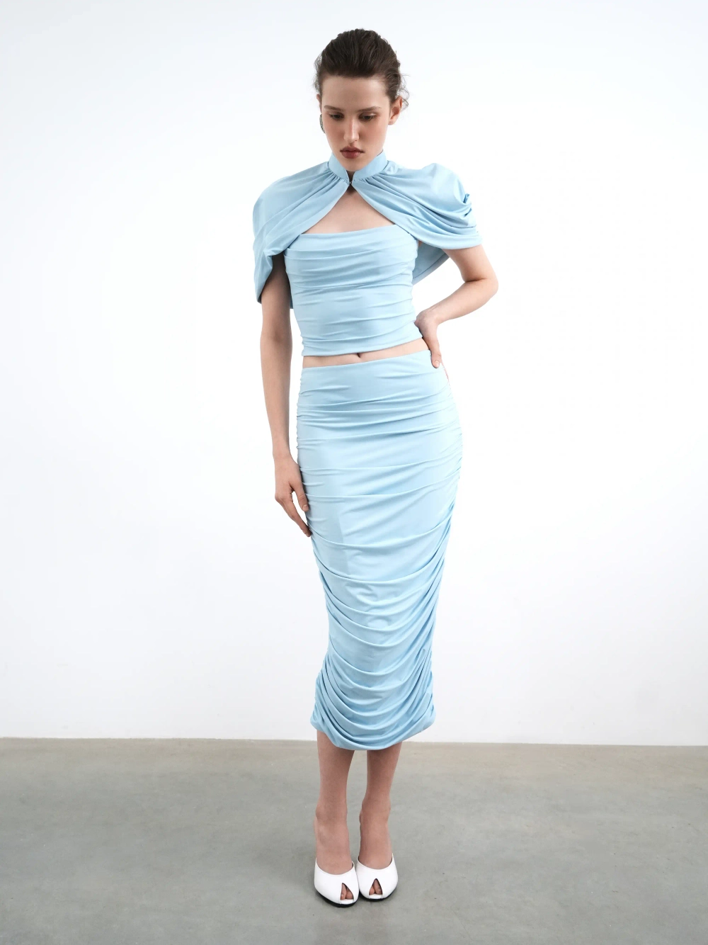 Хейзел (Hazel), накидка из голубого бифлекса