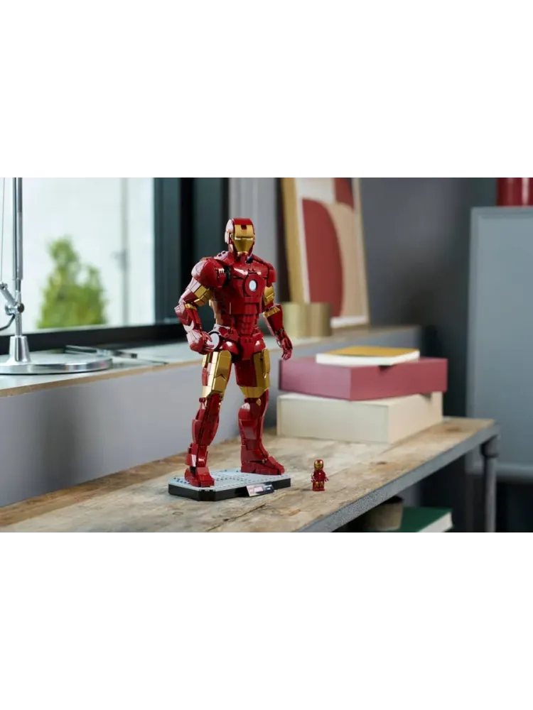 Конструктор Marvel 76344 Коллекционный Iron Man Mark 3