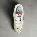 Nike Initiator • Cream White