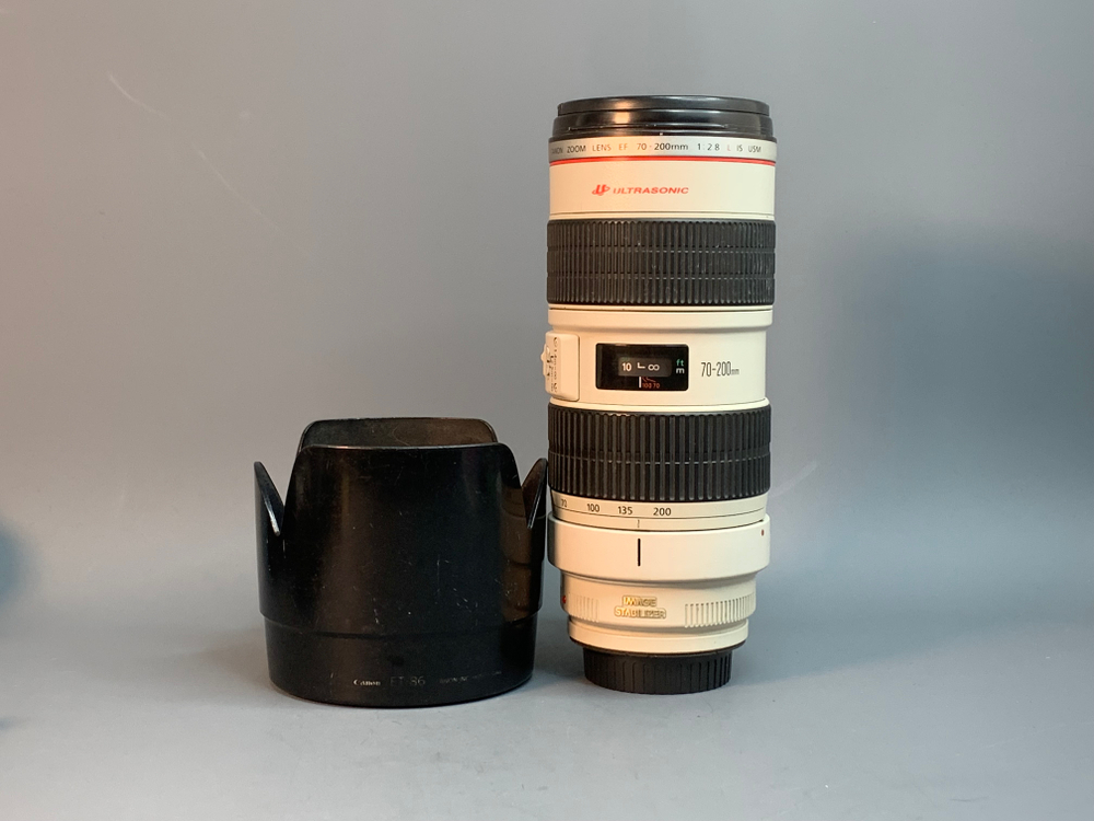 Canon EF 70-200mm f/2.8L IS USM, царапина на линзе