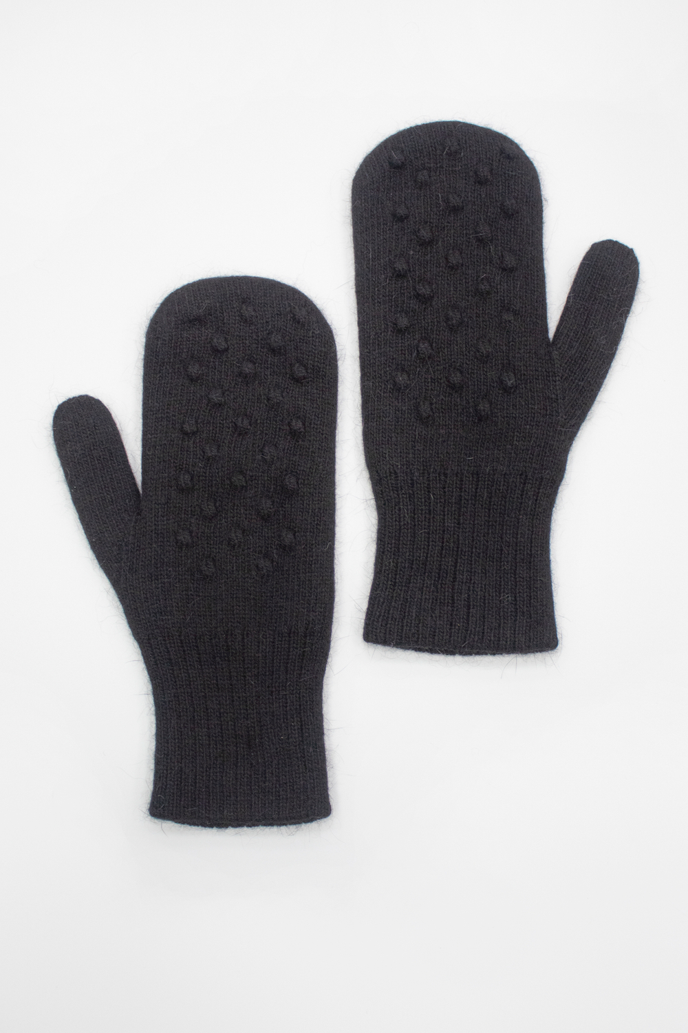 Варежки В046-07 черный