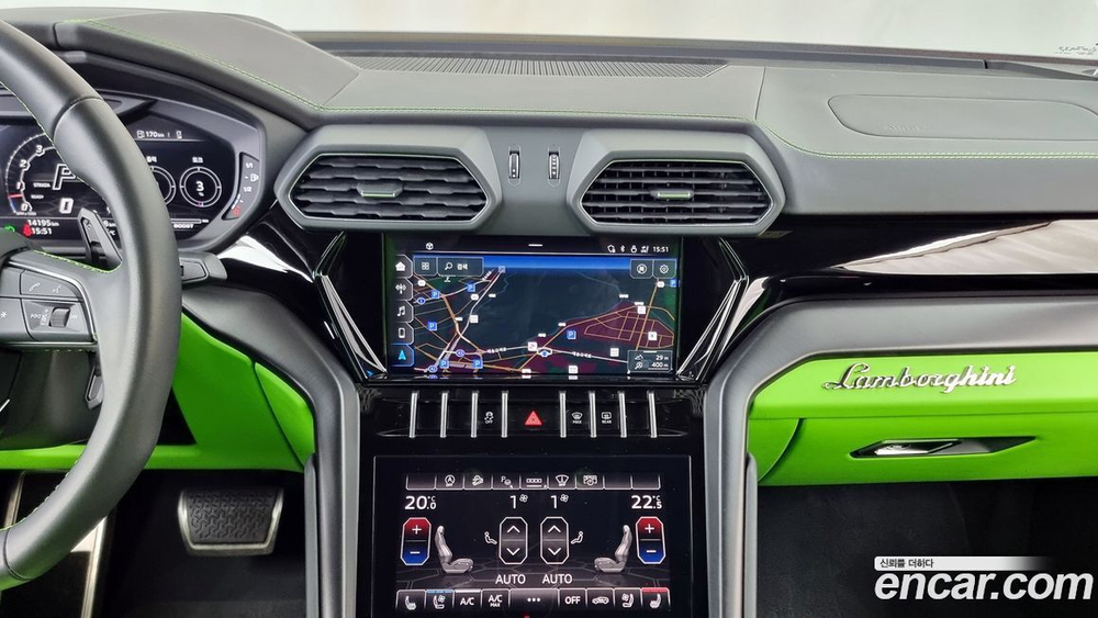 Lamborghini Urus 4.0 V8 (12.2022)