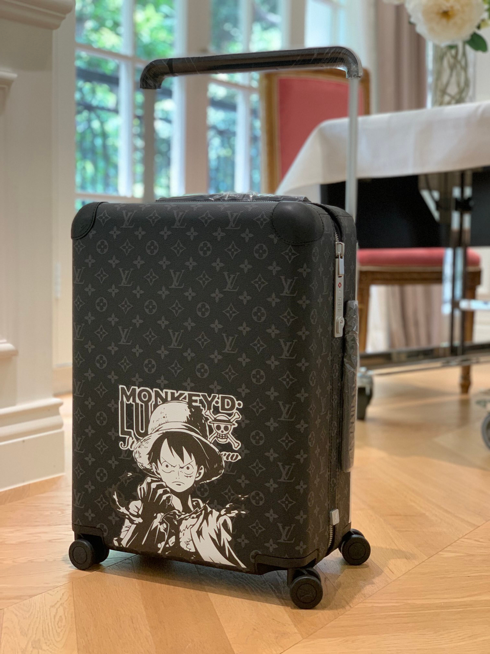 Louis Vuitton Horizon 55 Suitcase