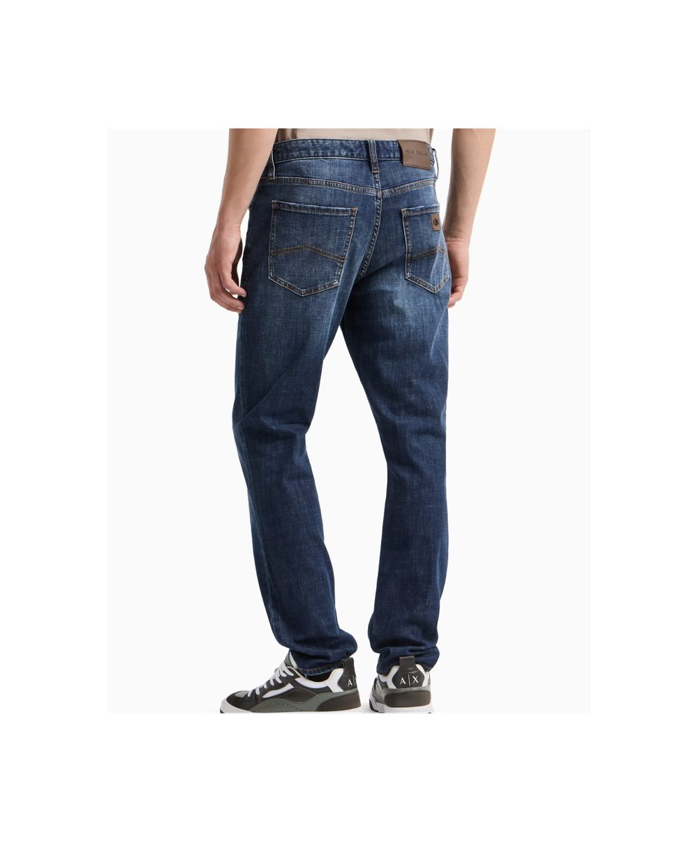 Джинсы скинни J14 цвета темного индиго Armani Exchange