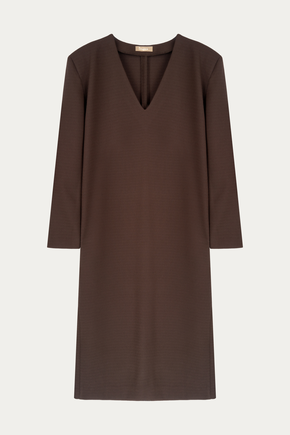 Платье с акцентными плечами