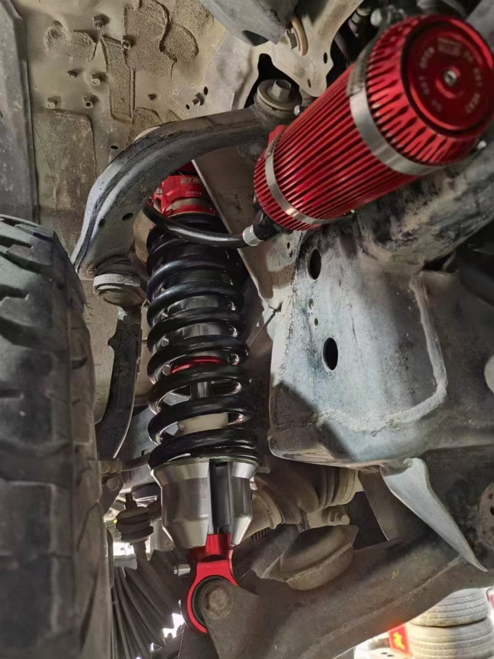 Toyota Hilux Surf 185 / Prado 90/95 лифт-комплект STR +2" ST8000