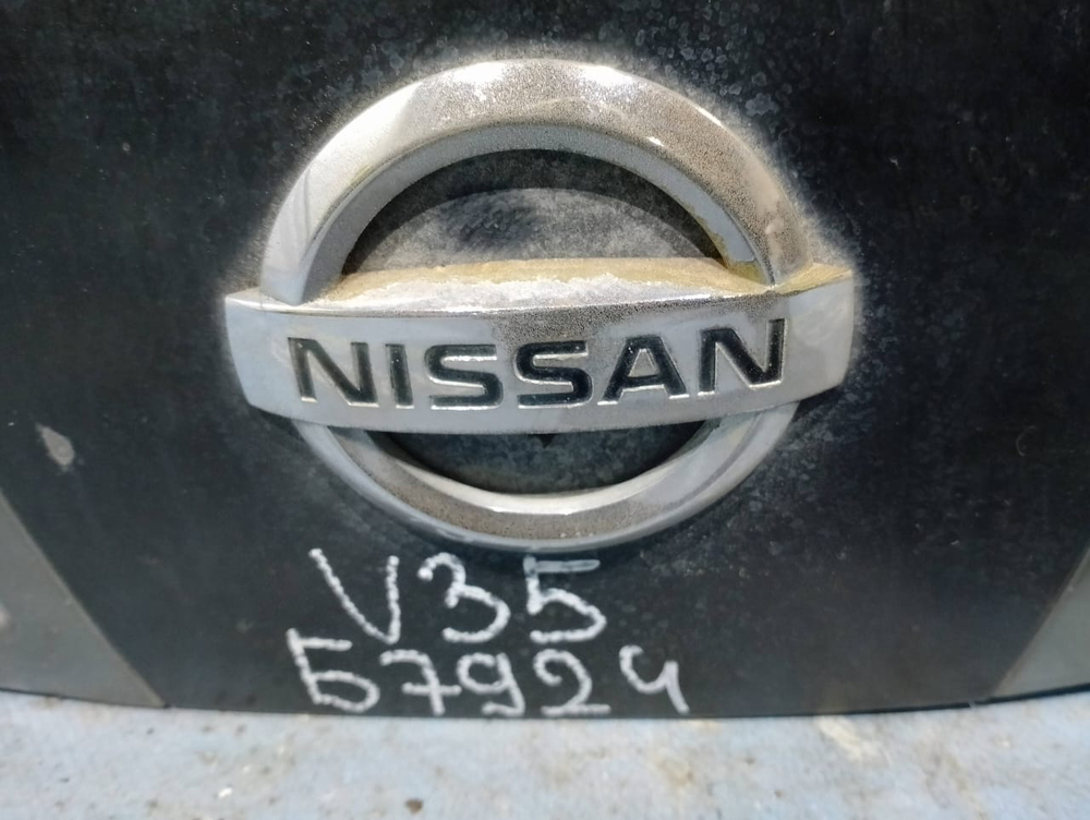 Решетка радиатора NISSAN SKYLINE 2001-2004