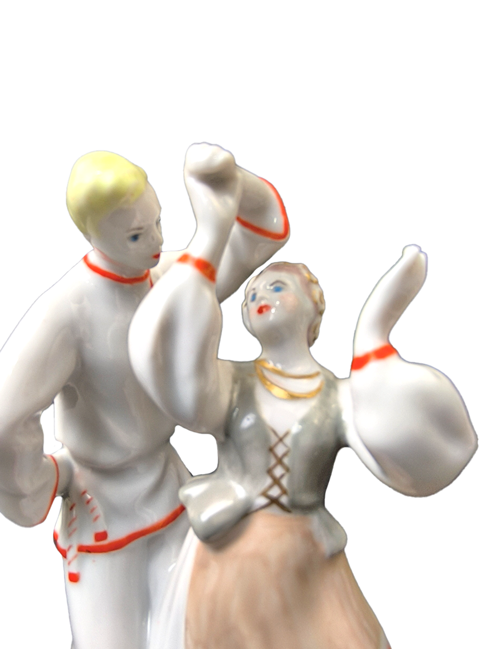 Фарфоровая статуэтка "Белорусский танец" ("Лявониха") Дулево