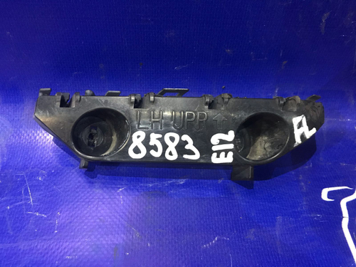 Крепление бампера переднее левое NISSAN NOTE 2012-2016