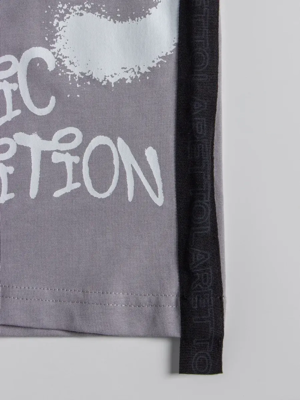 Спортивный костюм для мальчика с шортами на лето