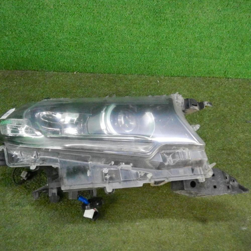 Фара правая Toyota Land Cruiser Prado 150 (2017-н.в.) LED