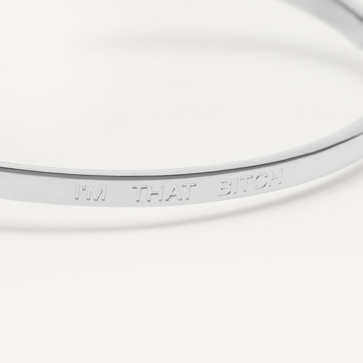 Тонкий Браслет I'm Healthy, I'm Wealthy, I'm Rich – I’m That Bitch