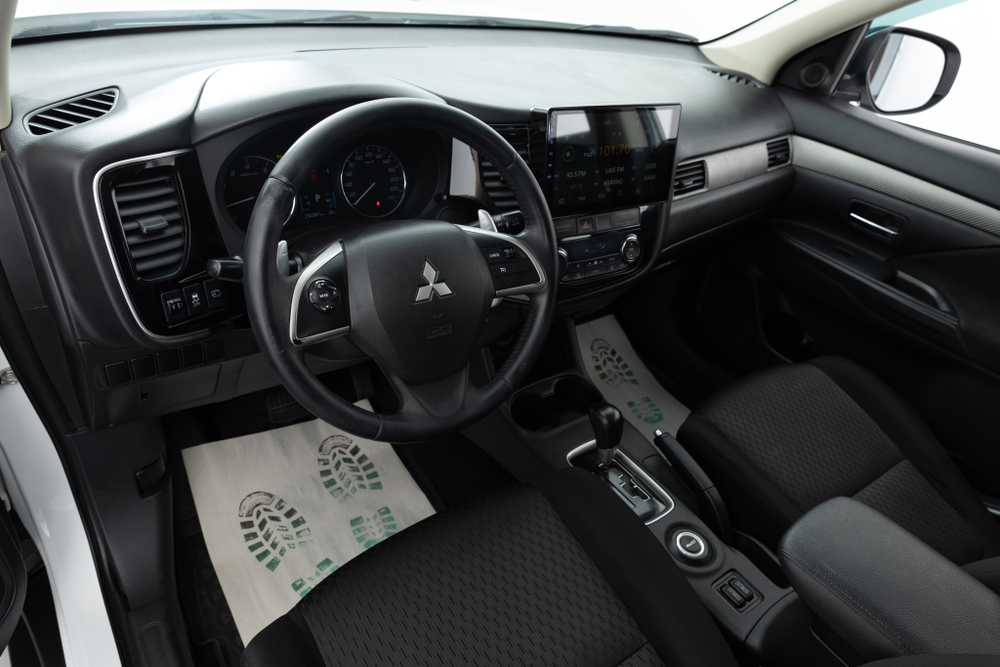 Mitsubishi Outlander, 2012 год