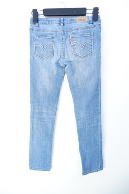 Джинсы Levi's базовые на 10 лет